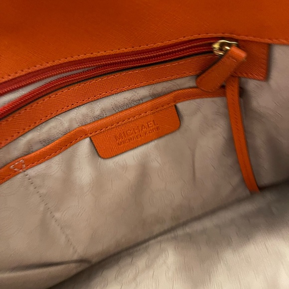 Orange Michael Kors bag - Picture 5 of 6